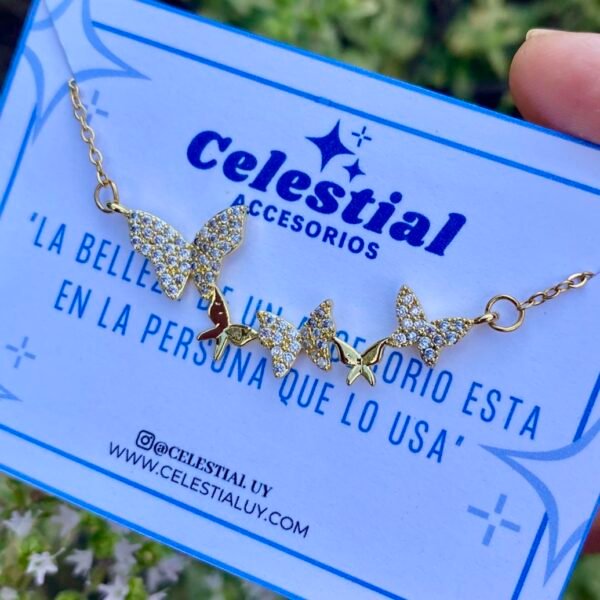 Collares con mariposas