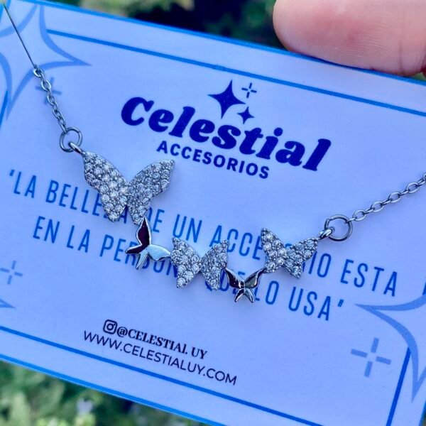 Collares con mariposas