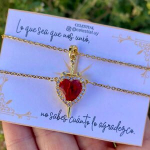 Collar para compartir corazón espada